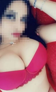 Aceleci olmayan bayan Zübeyde