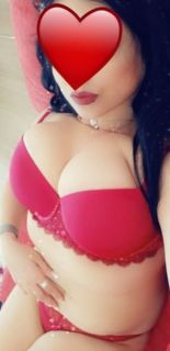 Aceleci olmayan bayan Zübeyde