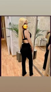 Açık saçık tarzi olan Filiz