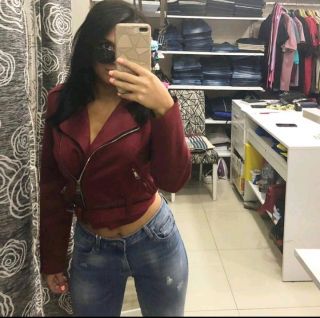 Beden temasını seven İnci