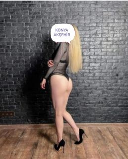 Çarpıcı güzellikte bayan Tuğce 