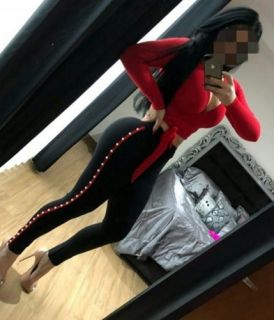 Çekici ve neşeli Gözlem