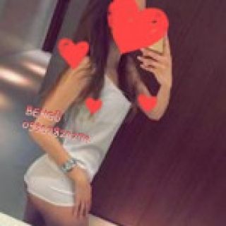Çok bakımlı escort Nazlı
