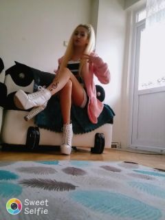 Damla ve Arkadaşı Yaramazlık Yapmak İstiyorlar