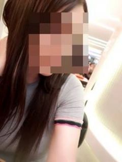 Dik memeleri olan escort Selen