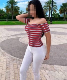 Eğlenceli görüşme geçiren Merve