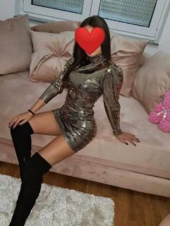 Fazlasıyla azgın escort İzgi