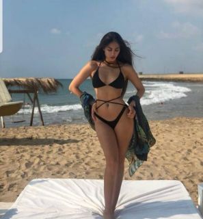 Genç Ataköy Escort Selena ile Birlikte hayatını yaşa