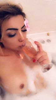 Güzel masaj yapan Dilber