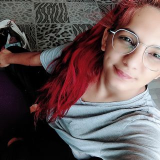 Harika pozisyonlar bilen Efsun