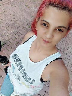 Harika pozisyonlar bilen Efsun