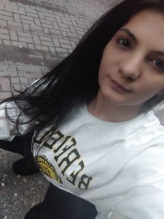 Harika pozisyonlar bilen Efsun