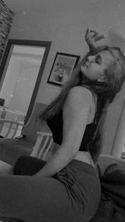 Harika pozisyonlar bilen Efsun