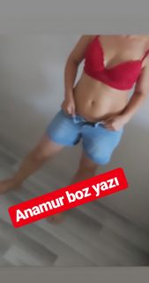 İlgisi büyük olan güzel Mersin escort kızı Derin