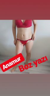 İlgisi büyük olan güzel Mersin escort kızı Derin