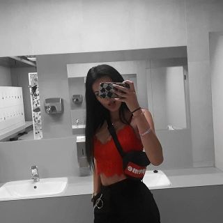  İlişkisinde çok sadık Saniye