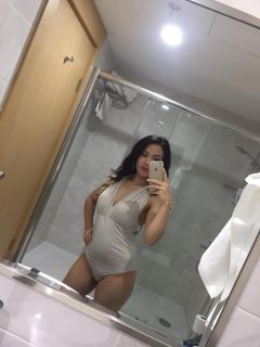 Karizmatik tavırları olan Gazire