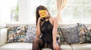 Kimseye sıkıntı çıkartmayan Ajda