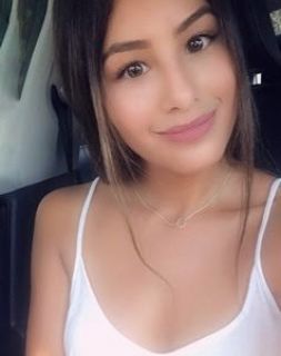 Konfora önem veren escort Sema