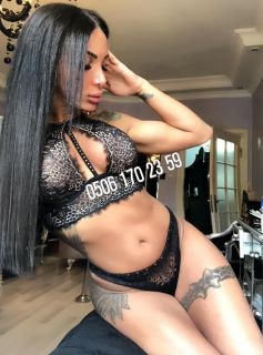 Kusursuz bir güzellik sergileyen Aysun