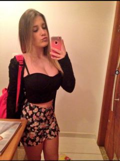 Narin ve etkileyici bir figürü olan Ceyhan