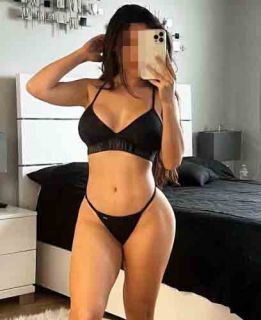 O uyuyan devi uyandıracak Rena