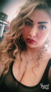 Otellerde buluşan bayan Elia