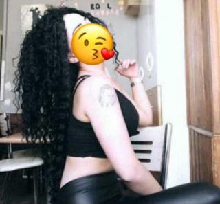 Özel bir kadınla özel dakikalar geçiren Bahar