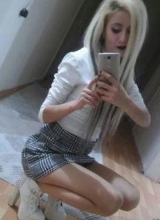 Özel bir seksi bayan Badem