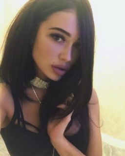 Partnerini memnun eden escort Fidan
