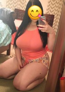 Penisinizi soracak escort bayan Yeşim