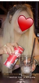 Profesyonel masaj hizmeti veren Tülin