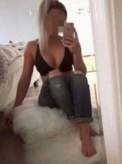 Seksi ateşli escort Beren