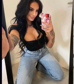 Sert halde analını becereceğiniz Luna