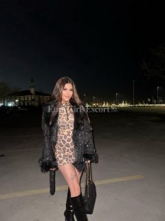 Sıcak ve unutulmaz escort Didem