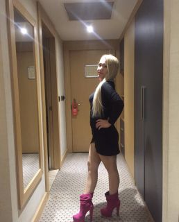 Ukrayna kökenli sarışın escort Vika