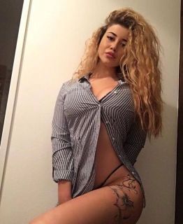 Uzun ilişkileri seven Aysel