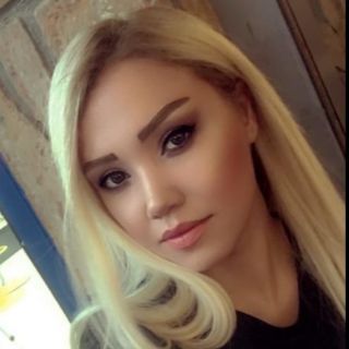 Yağsız seksi vücutu olan Aysun