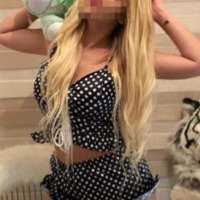 Harika bedeni olan Saniye