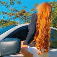 Profesyonel kadın olan Ecrin