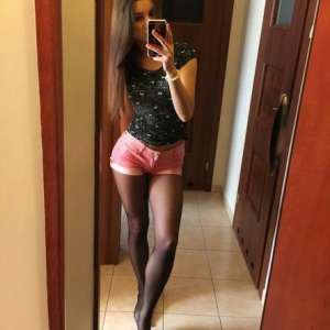 Ataköy escort bayan Çimnaz