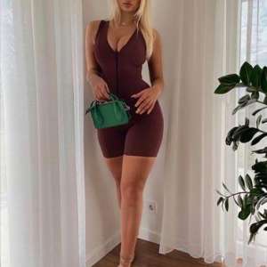 Ateşi beyleri yakan Candan 