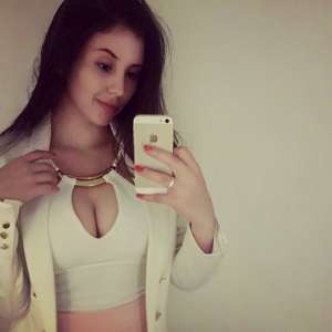 Ateşli adana escort Simge