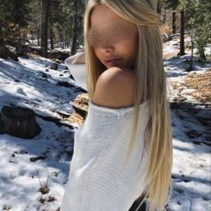 Farklı pozisyonları yapan Olcay