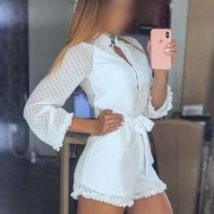 Gelişi güzel bir tarzde olan Melis