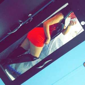 Genç esmer prenses Ceren 