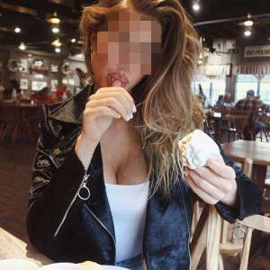 Kaliteyi belli eden escort Burçin