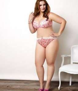 Küsursuz vücutu olan Ada