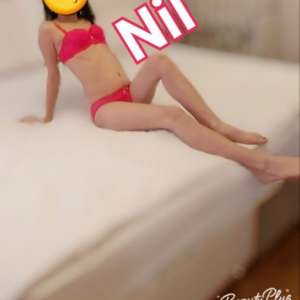 Otel odasını aşk yuvasına çeviren Nil