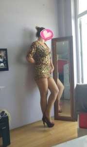 Partnerini memnun eden Asu